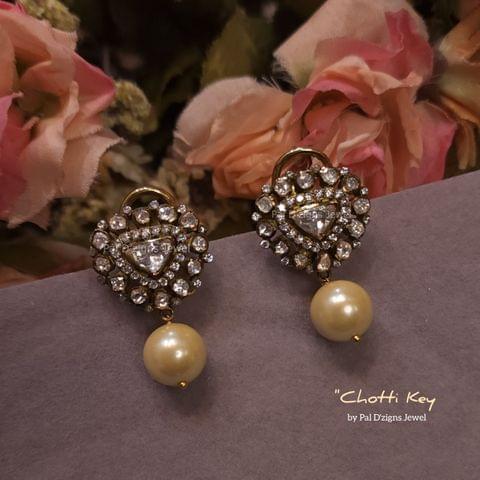Chotti Key Moissanite Polki Stud Chotti Key Moissanite Polki Stud