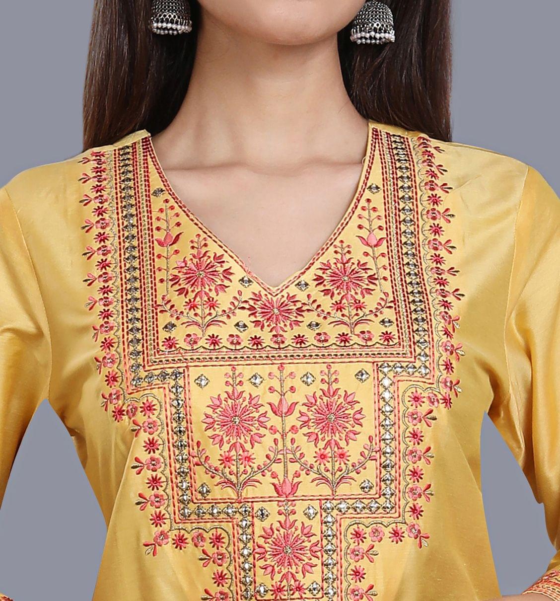 Hattan Yellow Cotton Silk Embroidered Straight Kurti