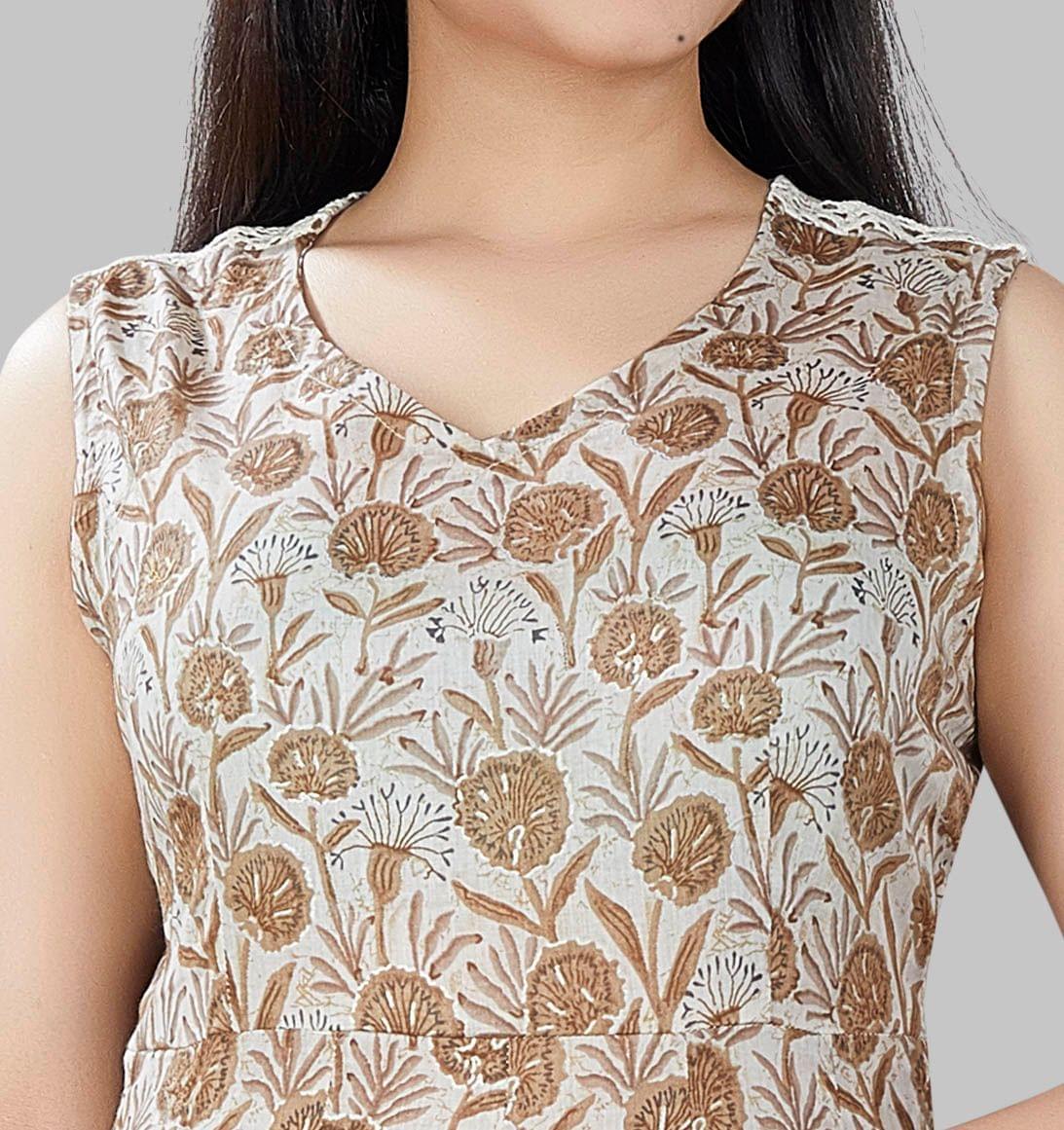 Manar Cream Jaipuri Cotton Printed Sleeves Kurti