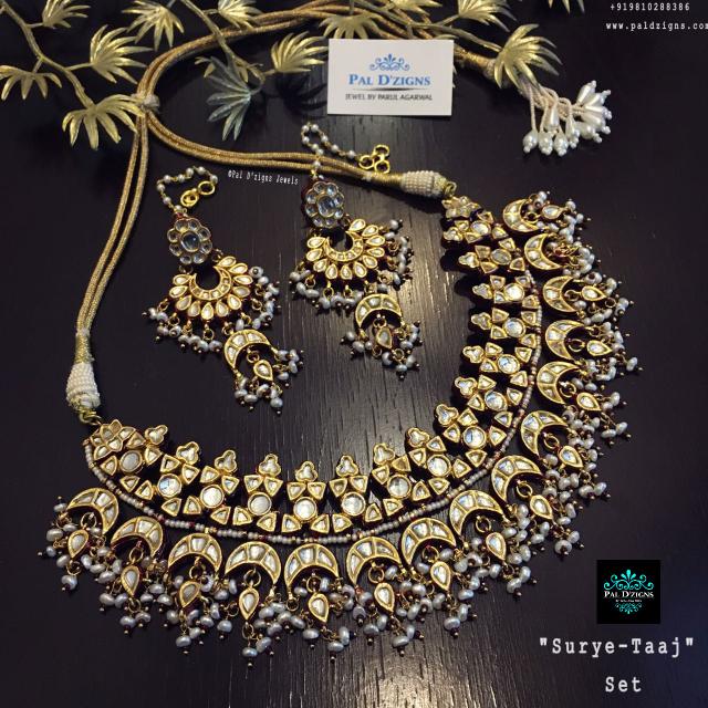 Surye-Taaj Kundan Set