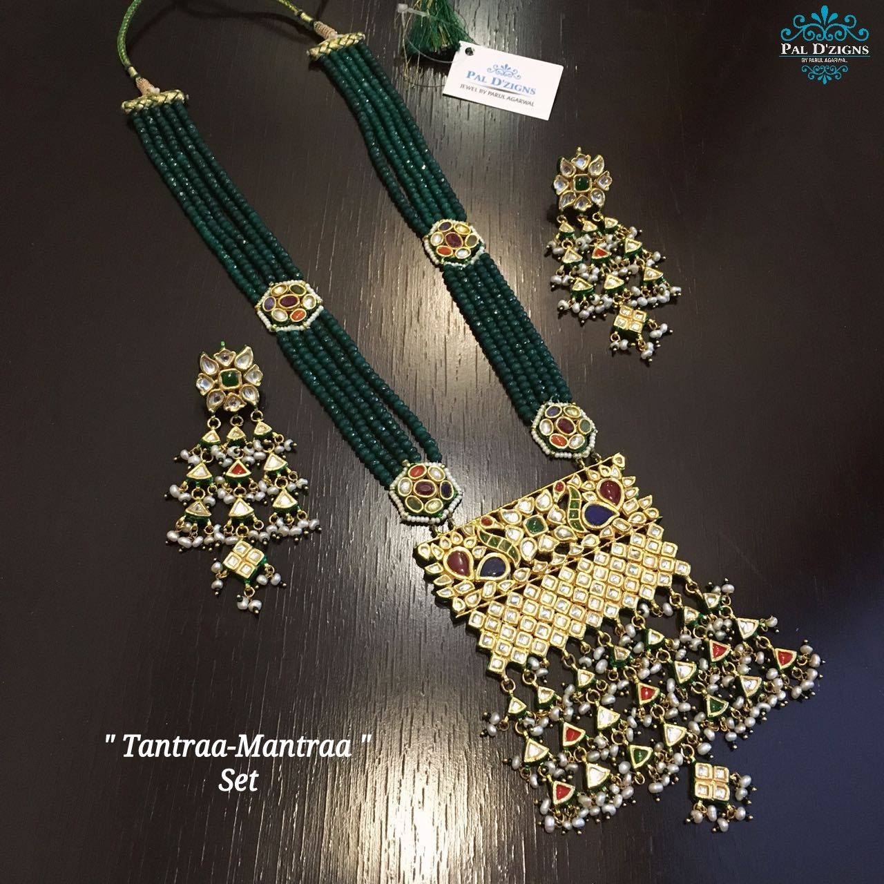 Tantraa Mantraa Kundan Set