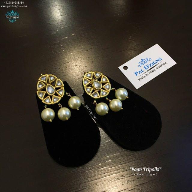 Paan Tripolki Earings