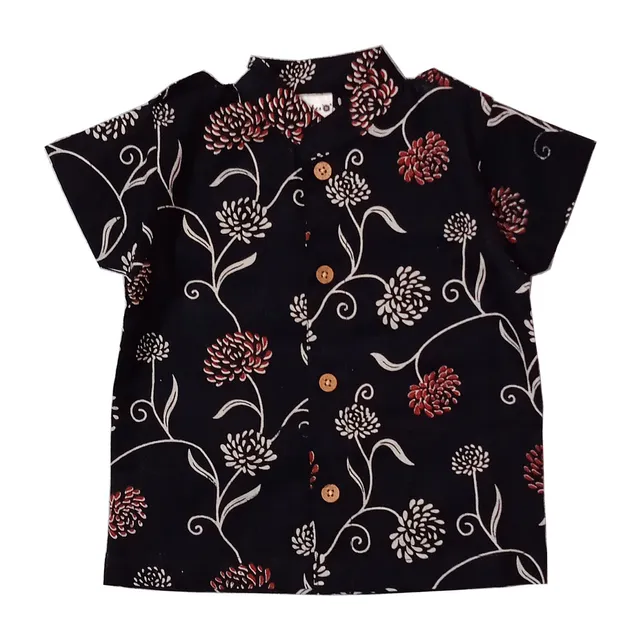 Snowflakes Boys Half Sleeve Shirt With floral Prints - Black