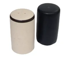 Ceramic Salt And Pepper Shaker Set: Black & White (12367A)