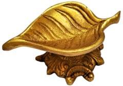 Brass Oil Lamp Lakshmi Deepam: Pipal Leaf Diya (11569)