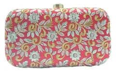 Traditional Women's Clutch Red (purse15e)