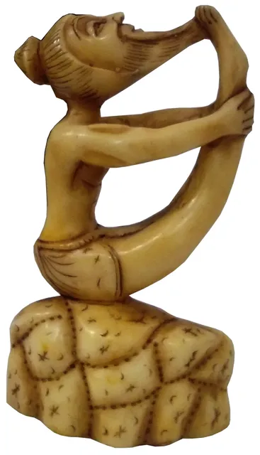 Resin Statue Yoga Guru in Navasana Posture: Stone Finish D?cor Gift (11787)
