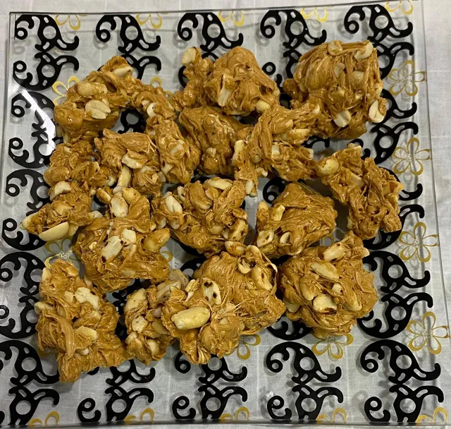 Kurkure Gud Chikki | Crunchy Roasted Peanut Chikki wih Jaggery | Agra Special Gajjak Chikki Patti | Healthy Winter Snacks | Manohar Lal Daulat Ram