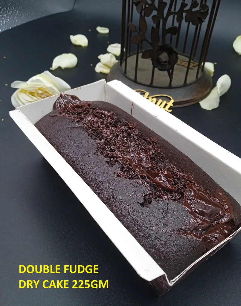 Double Fudge Dry Cake
