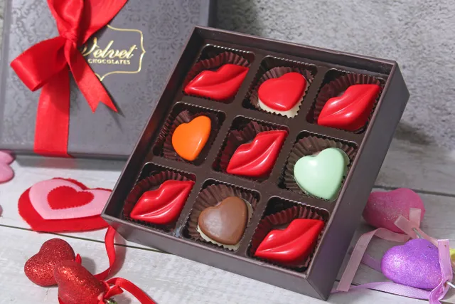 Lips And Hearts Chocolate Box