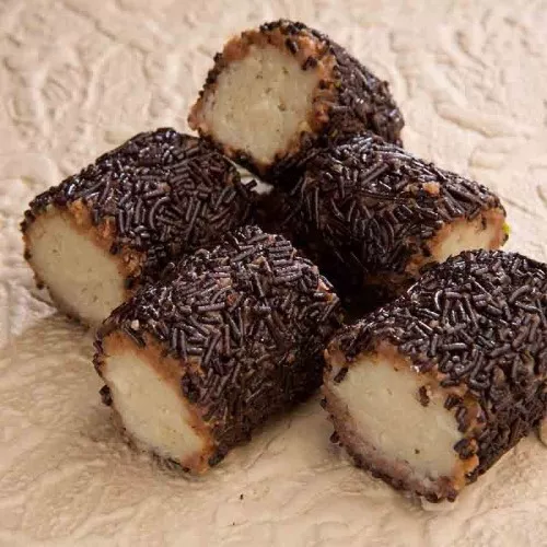 Kaju Choco Roll