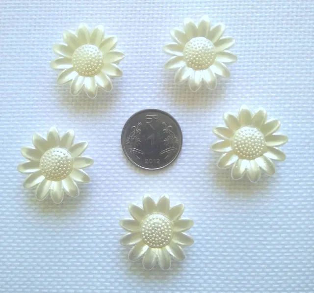 Sunflower pearl finish charms - a set of 5 pcs