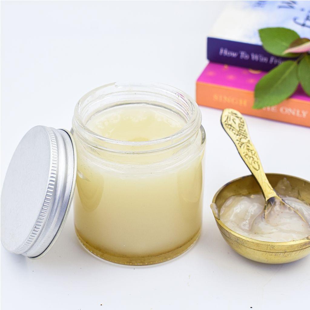 Nariyal Body Cream for Nourishment (Vanilla)- by Pratishtha Bajpai