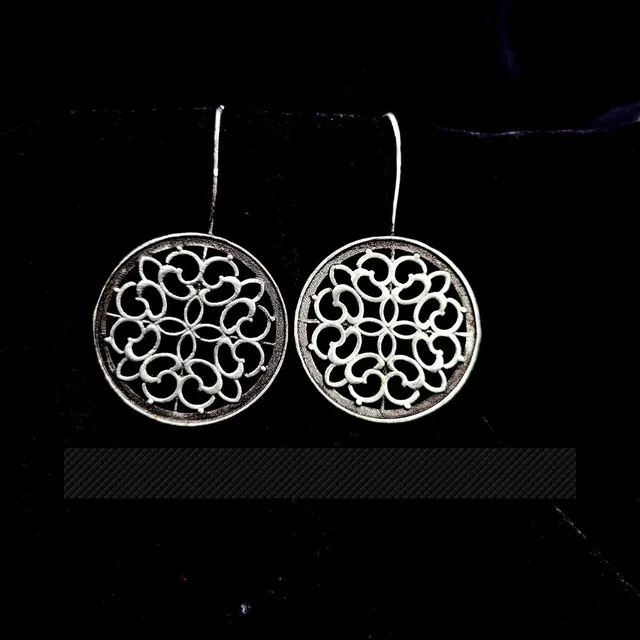 Abarnika  -  Oxidized carved earrings