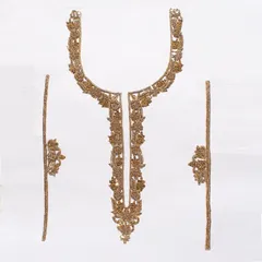 Traditional kurthi long-neck party neckline