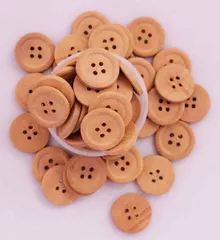 Set-cut elegant presented simple and calm look yet fancy feel modish style wood made multi-use fancy button pack