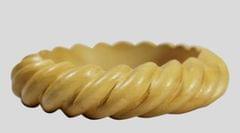Twisted stylish very trendy and youthful feel casual yet strikingly made trend setting type beautiful bangle