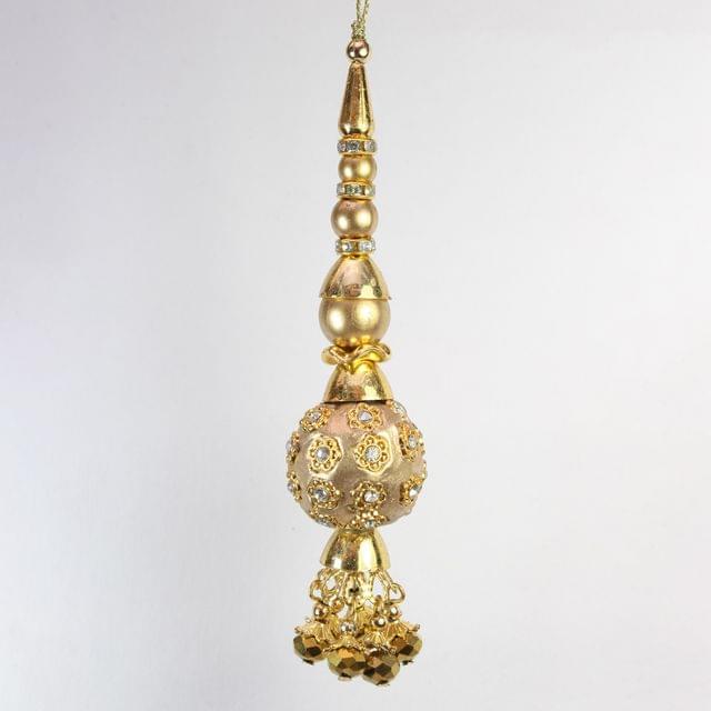 Classic embellished fine feel grand ornament bold-posh style tassels