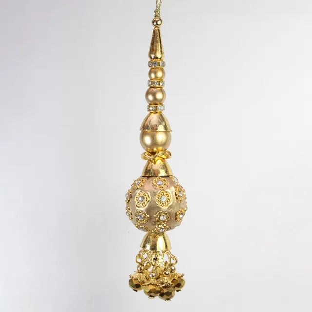 Classic embellished fine feel grand ornament bold-posh style tassels