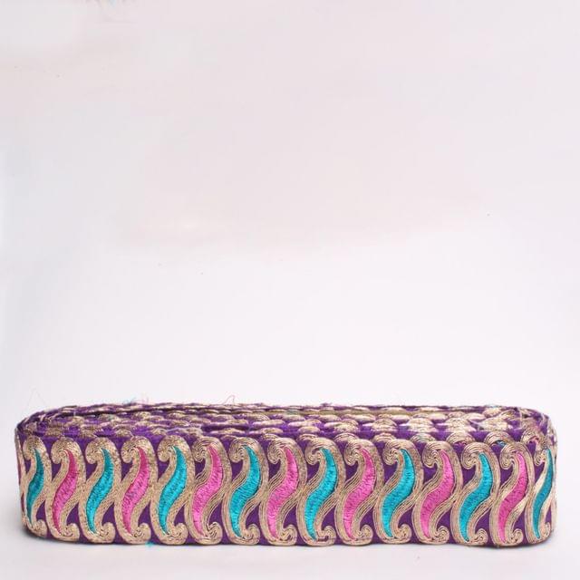 Slanting shapes abstract designs Zari thread embroidered modern border