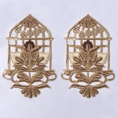 Floral-cage lush manor patch