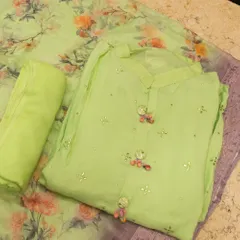 Parrot Green Muslin Dupatta Set