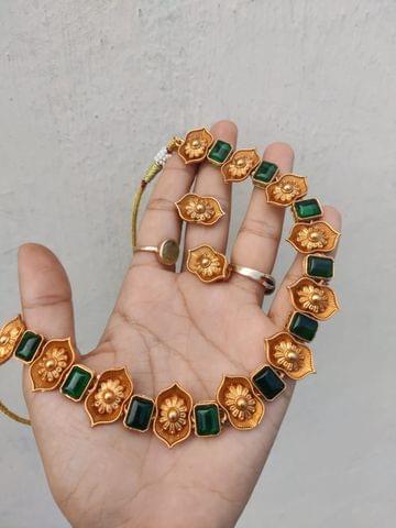 Kemp necklace green