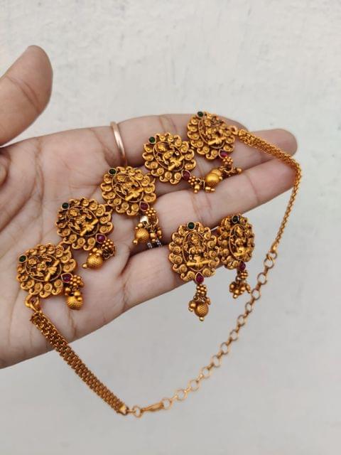 Lakshmi choker
