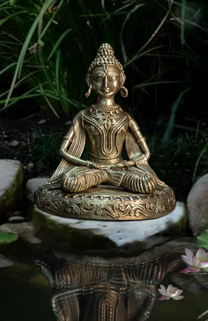 Dokra table-top Buddha