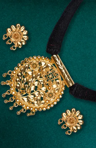 Gold-plated Pipe Locket & Earrings