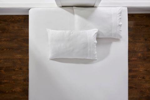 Cotton Fitted Sheet 3-Pcs Double Size 300TC Luxury Cotton Soft Satenn Bed Sheet With 1 Fitted Sheet and 2 Pillow Cases, White