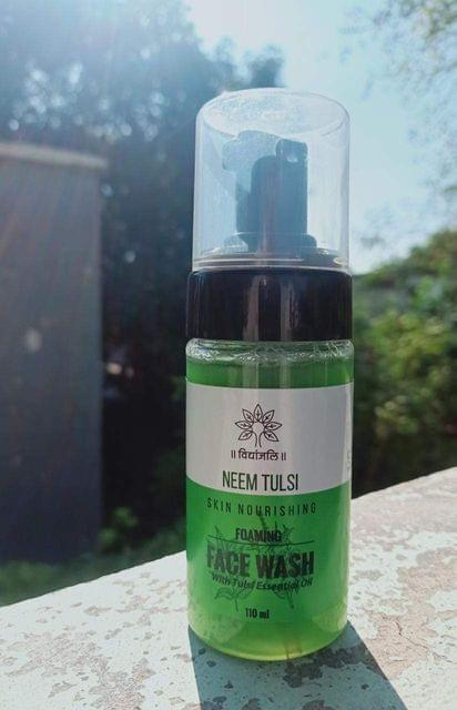 Neem Tulsi Foaming Facewash - 110 ml