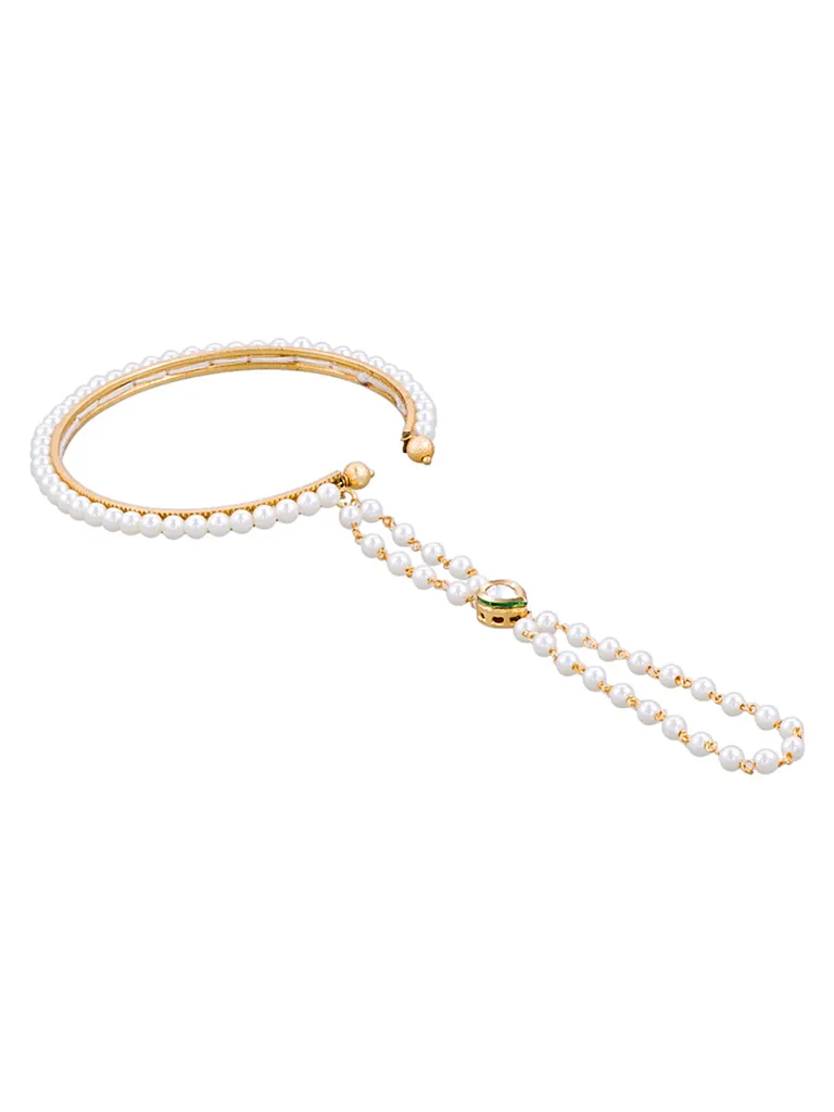 Traditional One Finger Haathpanja in Gold finish - MT226