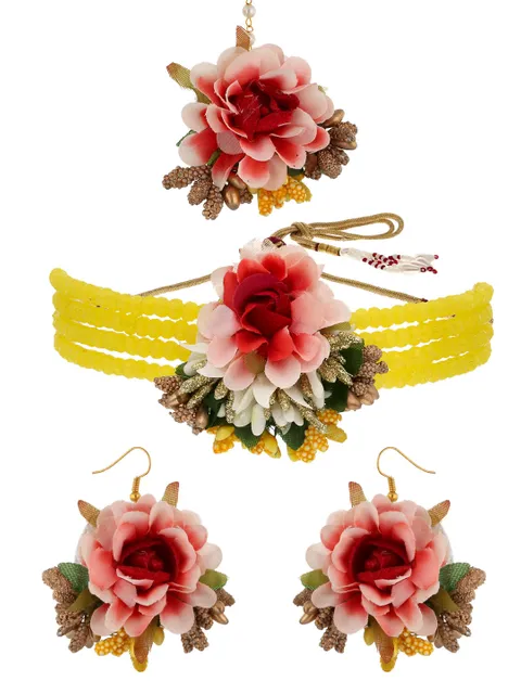 Floral Choker Necklace Set in Gold finish - KYR47