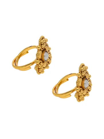 Traditional Toe Ring in Gold finish - S32416