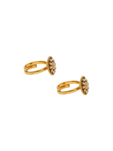 Traditional Toe Ring in Gold finish - S32443