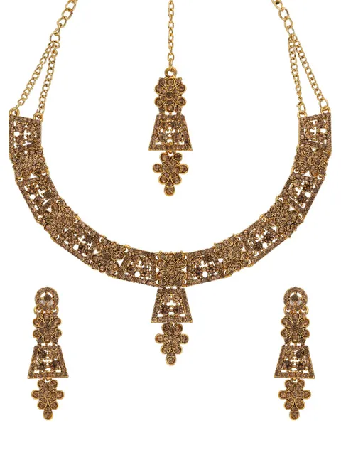 Traditional Necklace Set in Gold finish - SHA1160GO