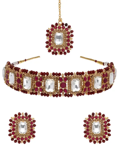 Traditional Choker Necklace Set in Gold finish - AVM626