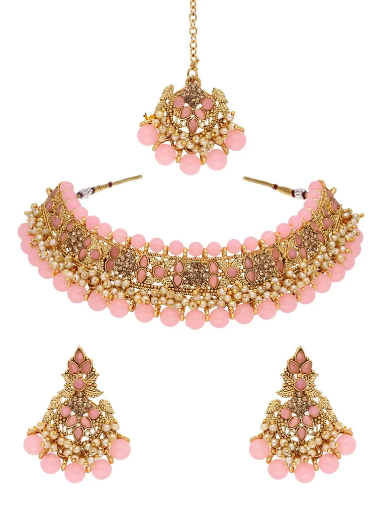 Traditional Necklace Set in Gold finish - AVM1104