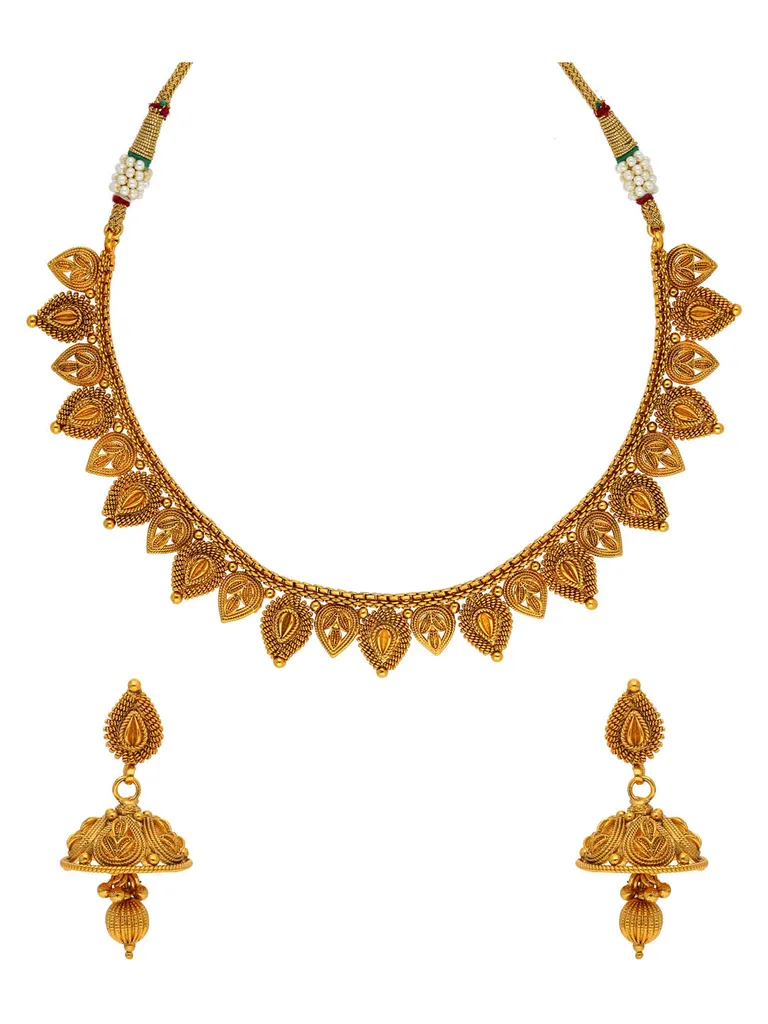 Antique Necklace Set in Gold finish - AMN148