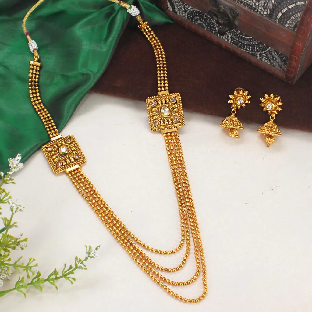 Kundan with Reverse AD Long Necklace Set in Gold finish - AMN250