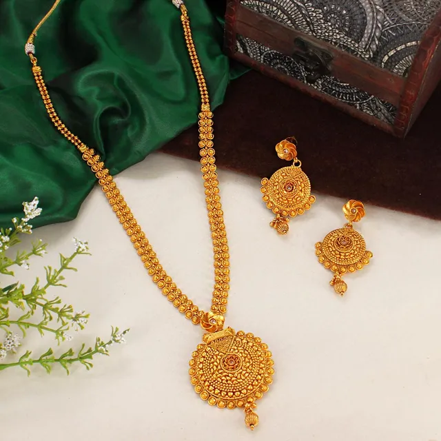 Antique Long Necklace Set in Gold finish - AMN260