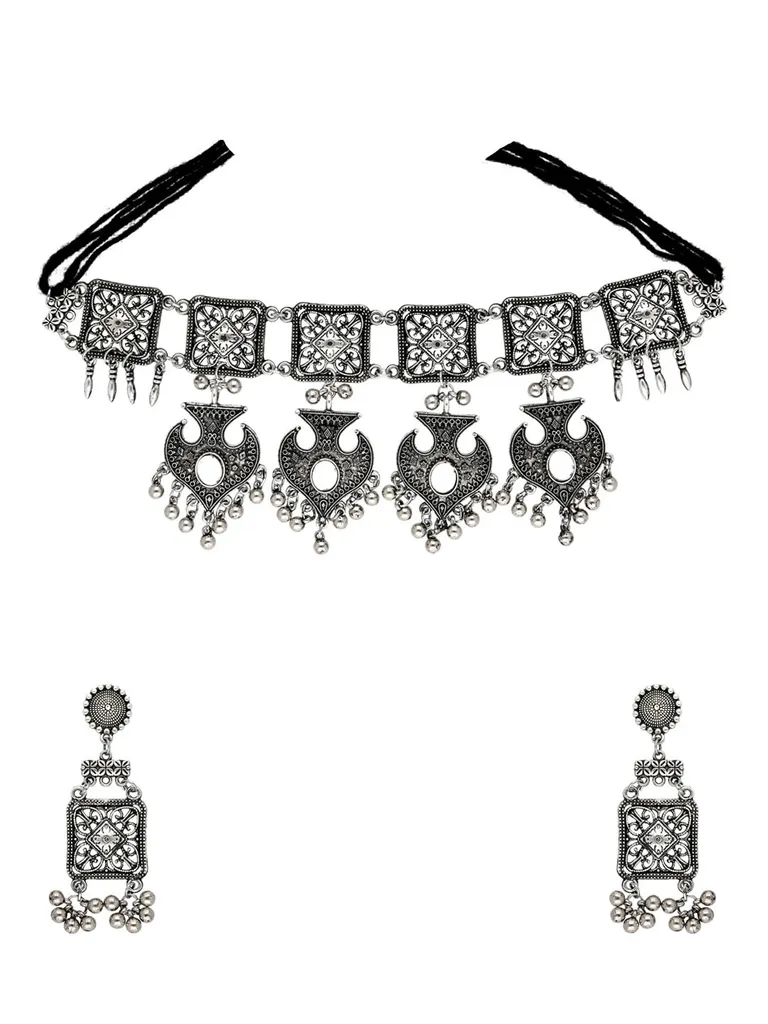 Mirror Choker Necklace Set in Oxidised Silver finish - CNB31421