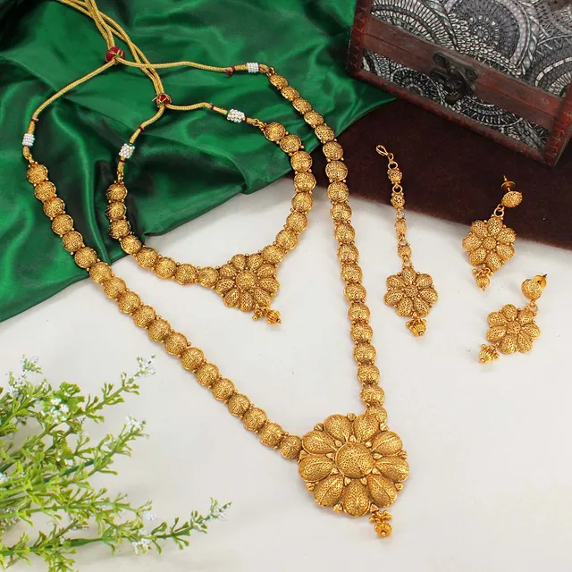 Antique Long Necklace Set in Gold finish - AMN243