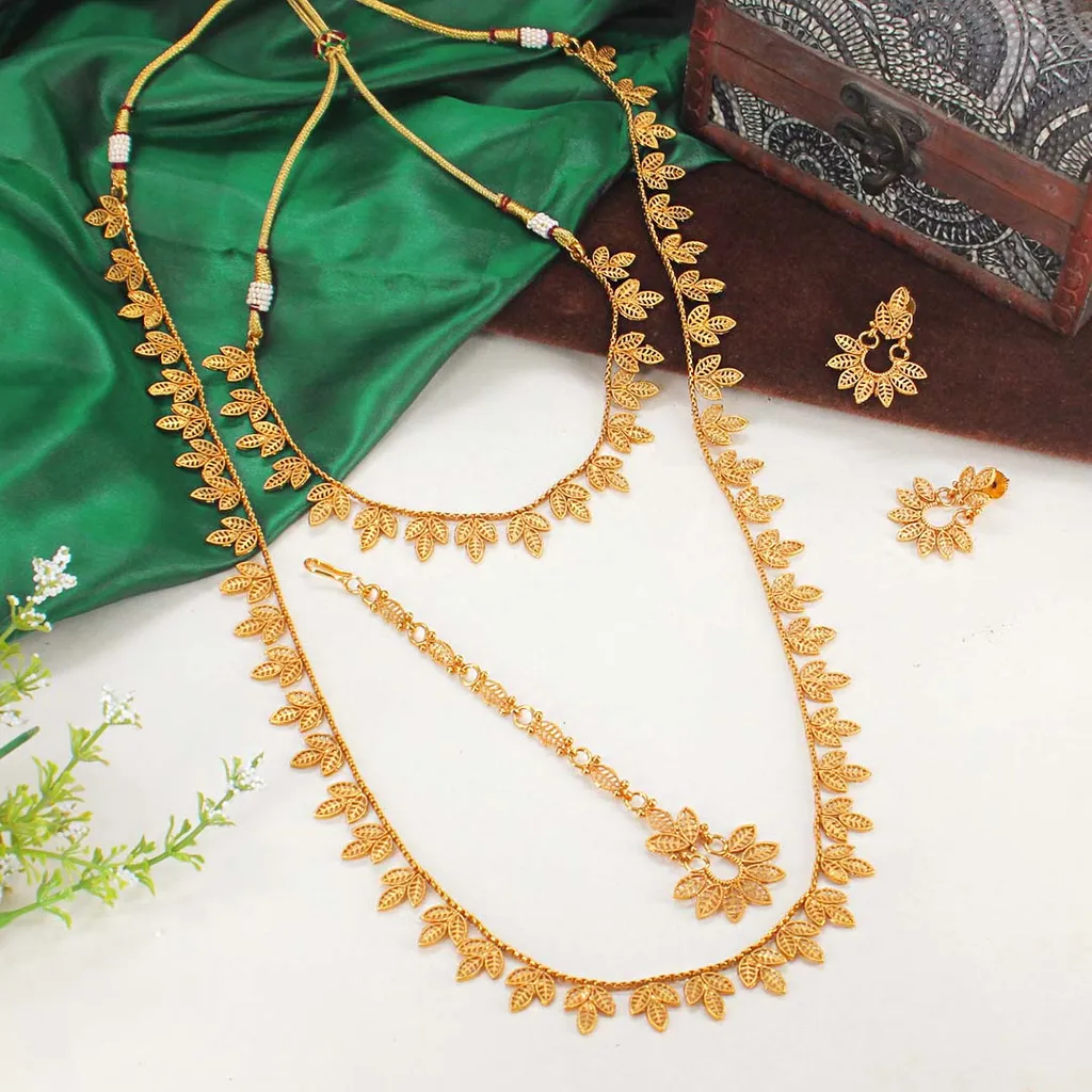 Antique Long Necklace Set in Gold finish - AMN247