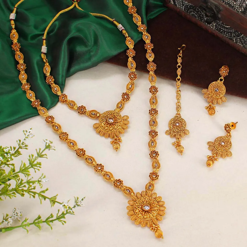 Antique Long Necklace Set in Gold finish - AMN266