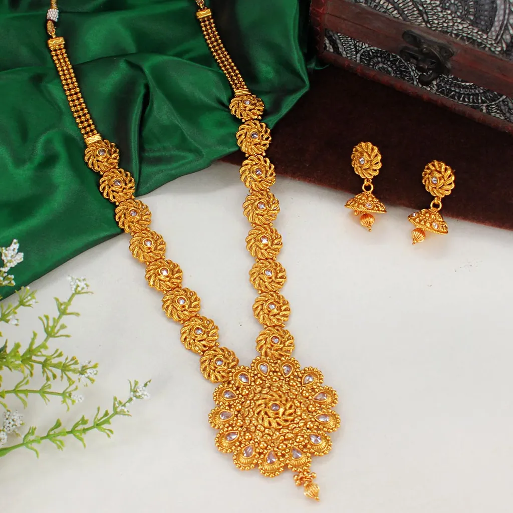 Antique Long Necklace Set in Gold finish - AMN269