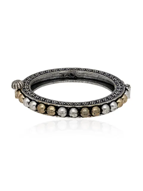 Oxidised Kada Bangle in Two Tone finish - CNB32093