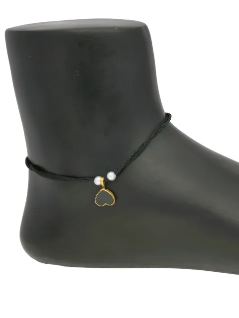 Western Loose Anklet in Gold finish - CNB32366