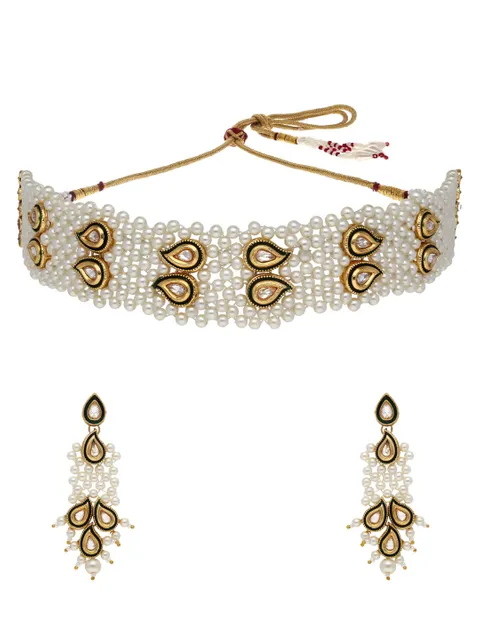 Pearls Choker Necklace Set in Gold finish - CNB21223